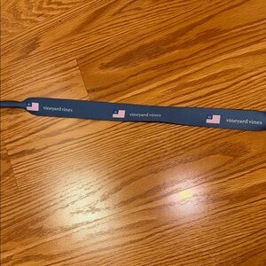 Vineyard Vines flag sunglasses strap Croakie new